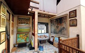 Posnya Seni Godod Art Gallery & Homestay